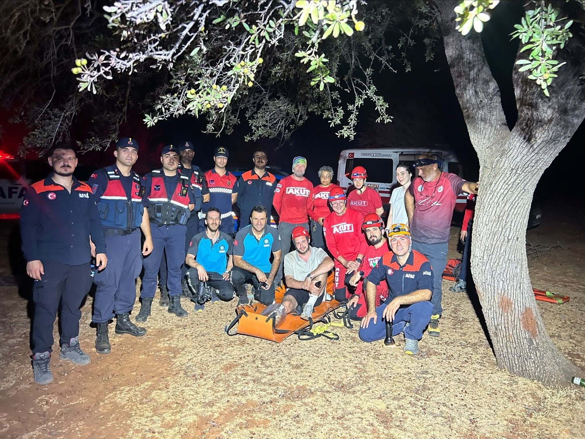 Likya Yolu Mahsur Kalan Turist Kurtarildi