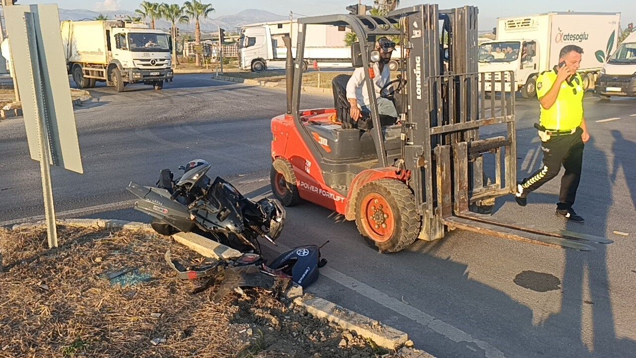 Manavgat Kirmizi Isik Ihlali Kaza