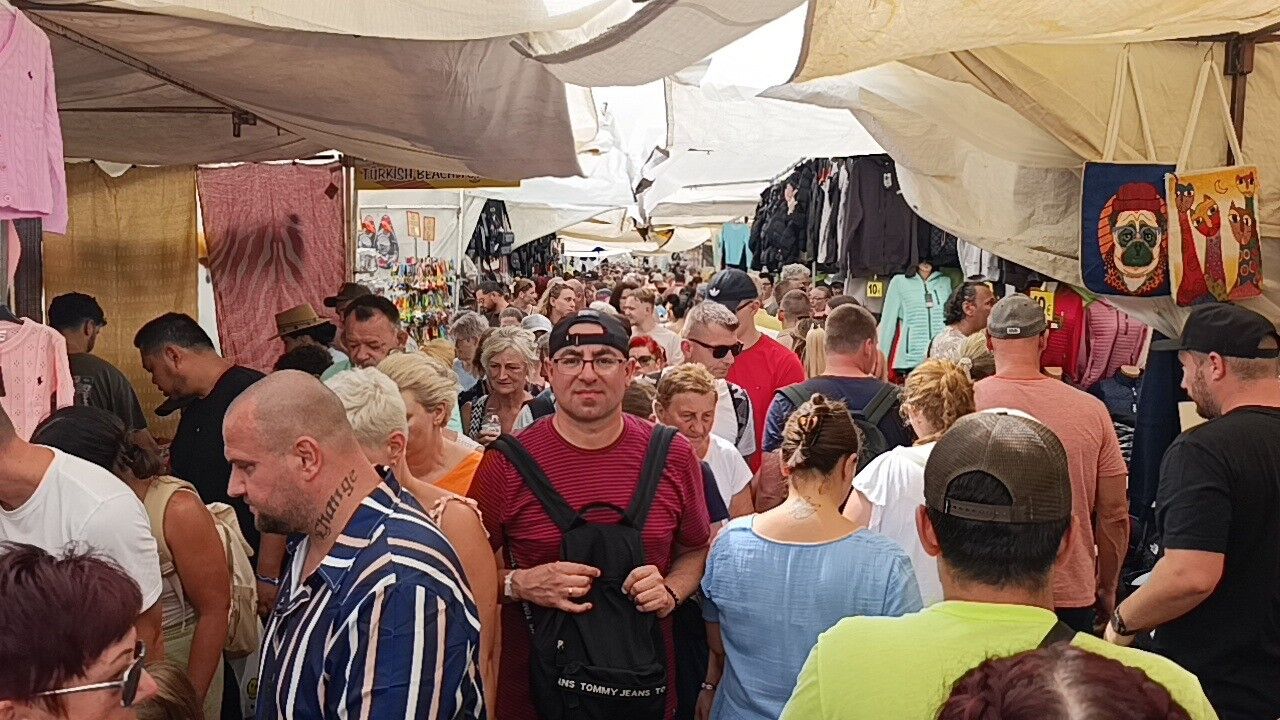 Manavgat Pazarci Esnafi Turist Akini2