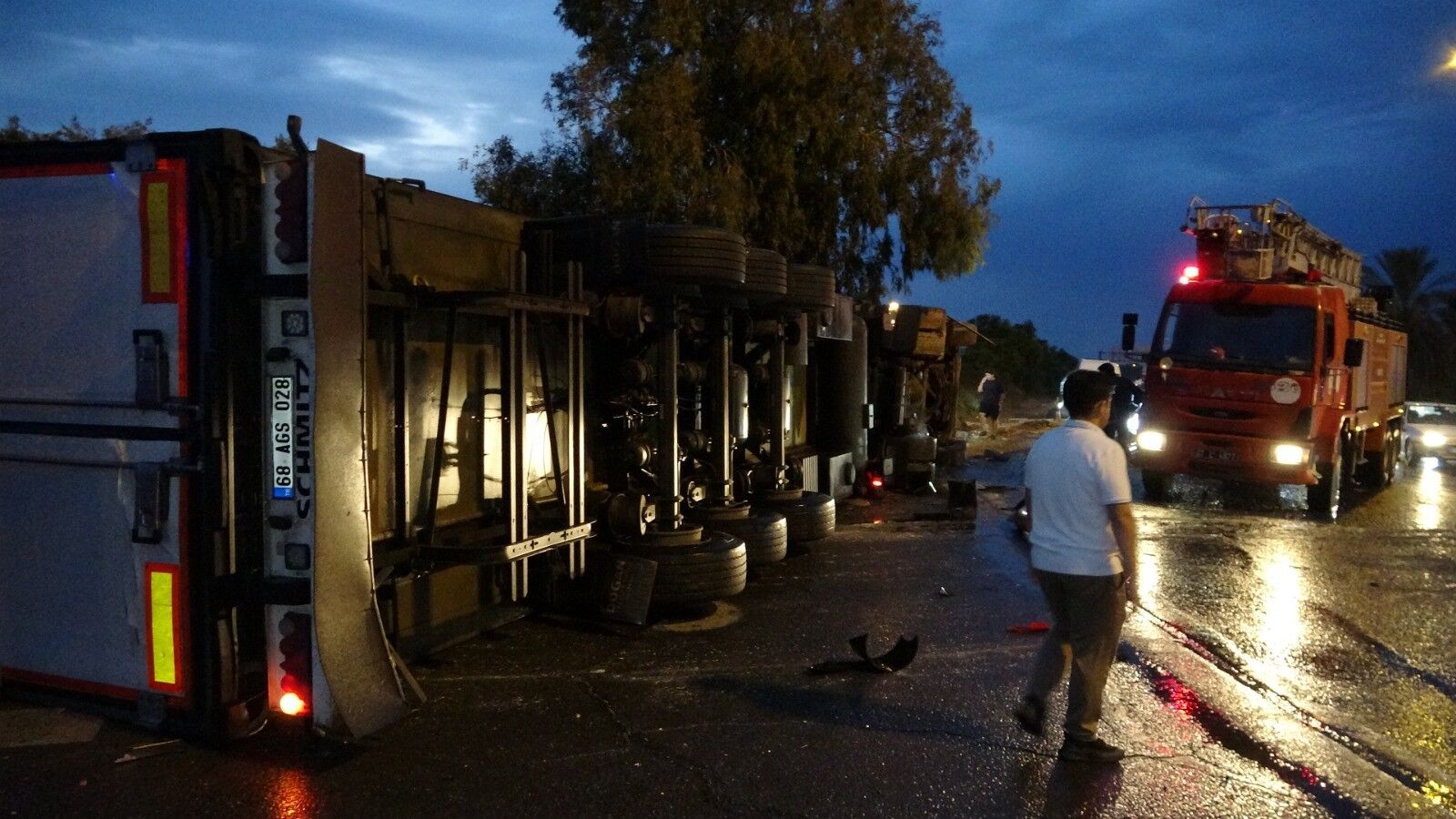 Manavgat Tir Kazasi 2Kisi Hayatini Kaybetti.12