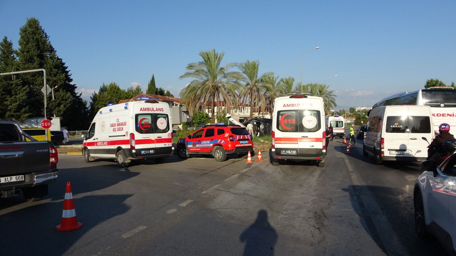 Manavgat Tur Minibusu Kaza 15 Yarali4