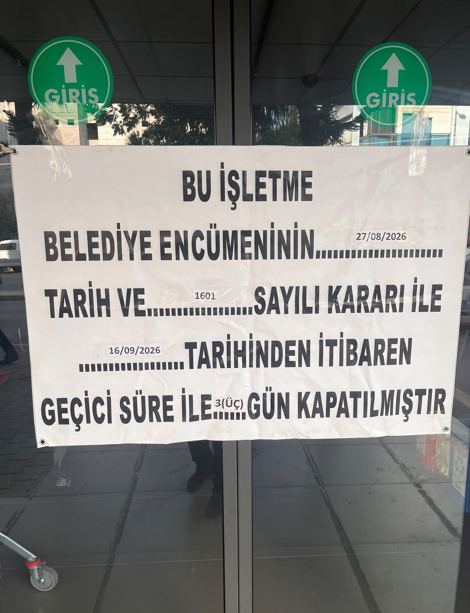 Serik Tarihi Gecmisurun Satan Market Muhurlendi