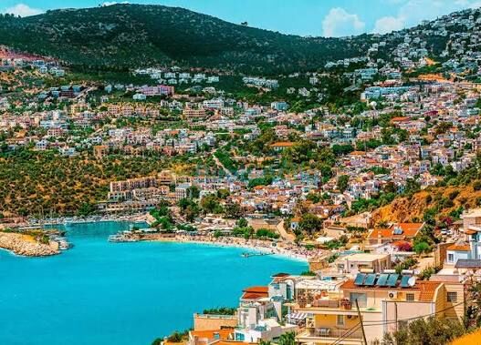 Antalya Kaş’ta 3 Katlı Natamam Bina İcradan Satışa Çıkarıldı: Bedeli 6,8 Milyon TL