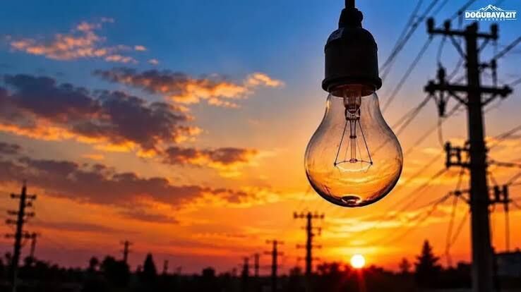 15 Ekim Antalya Elektrik Kesintisi! 13 İlçede Elektrikler Kesilecek: Saat Saat Tam Liste