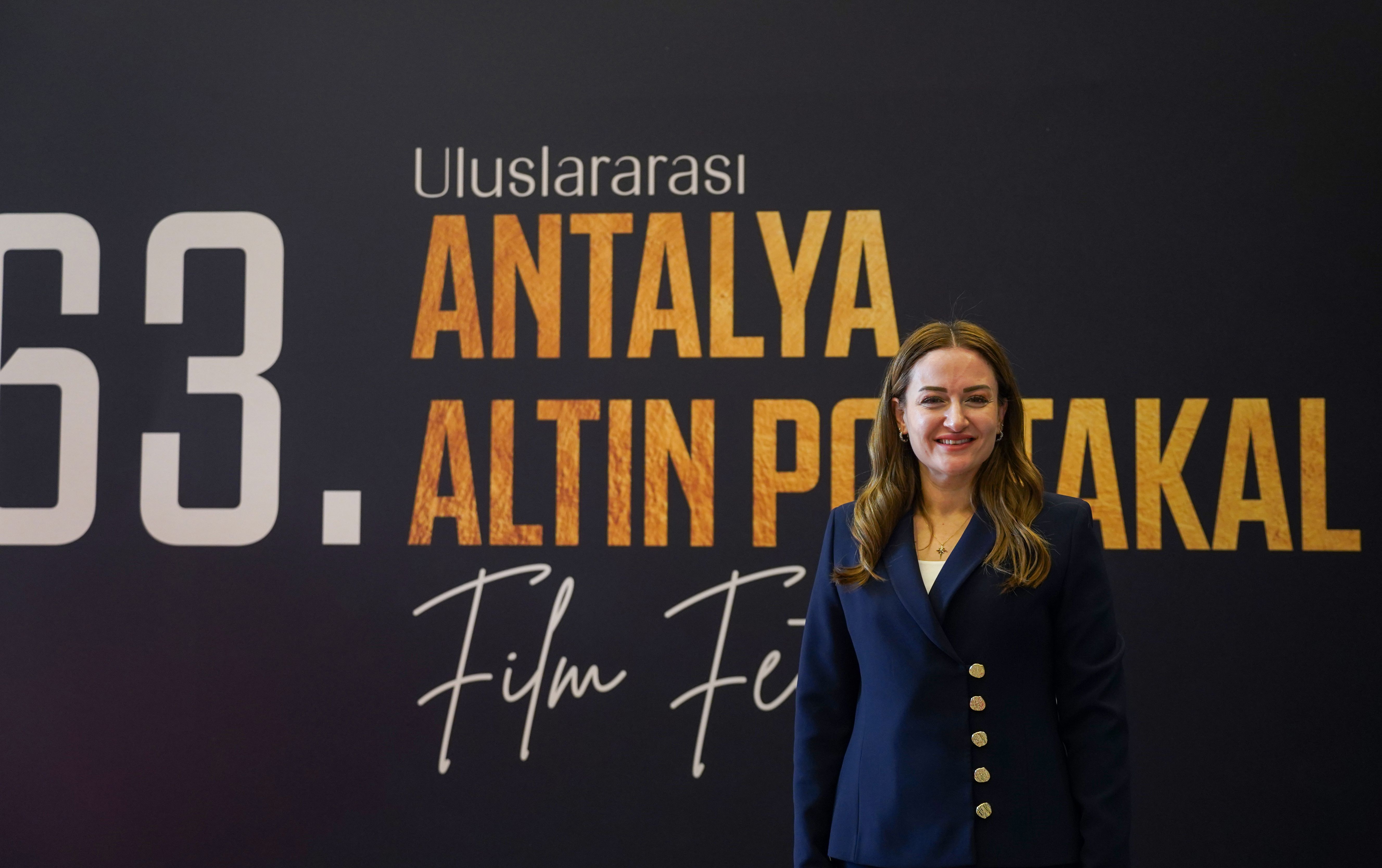 63 U N C U K E Z K A P I L A R I N I A C A C A K A L T İ N P O R T A K A L3