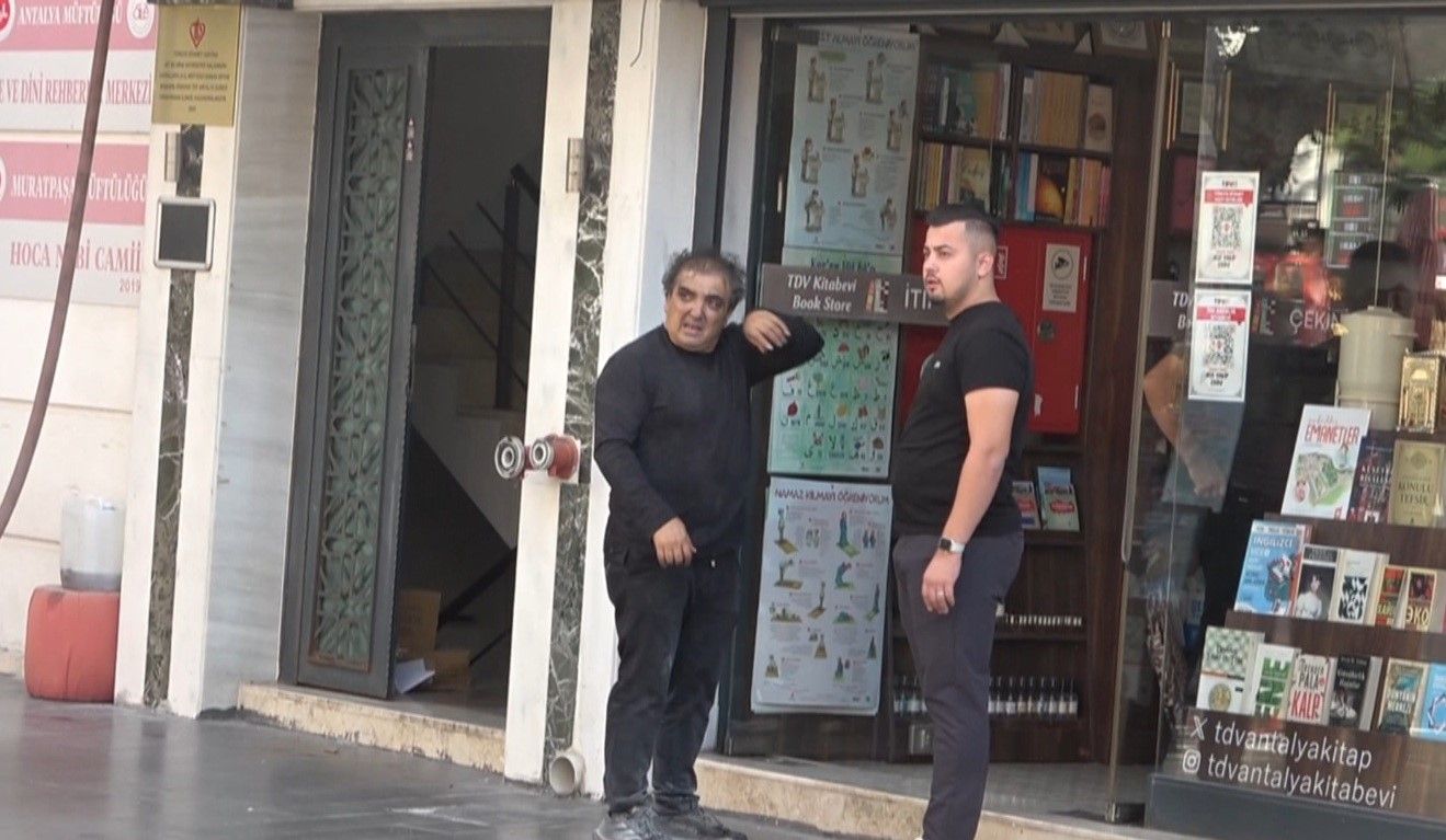 Antalya Diyanet Kultur Merkei Yangin3