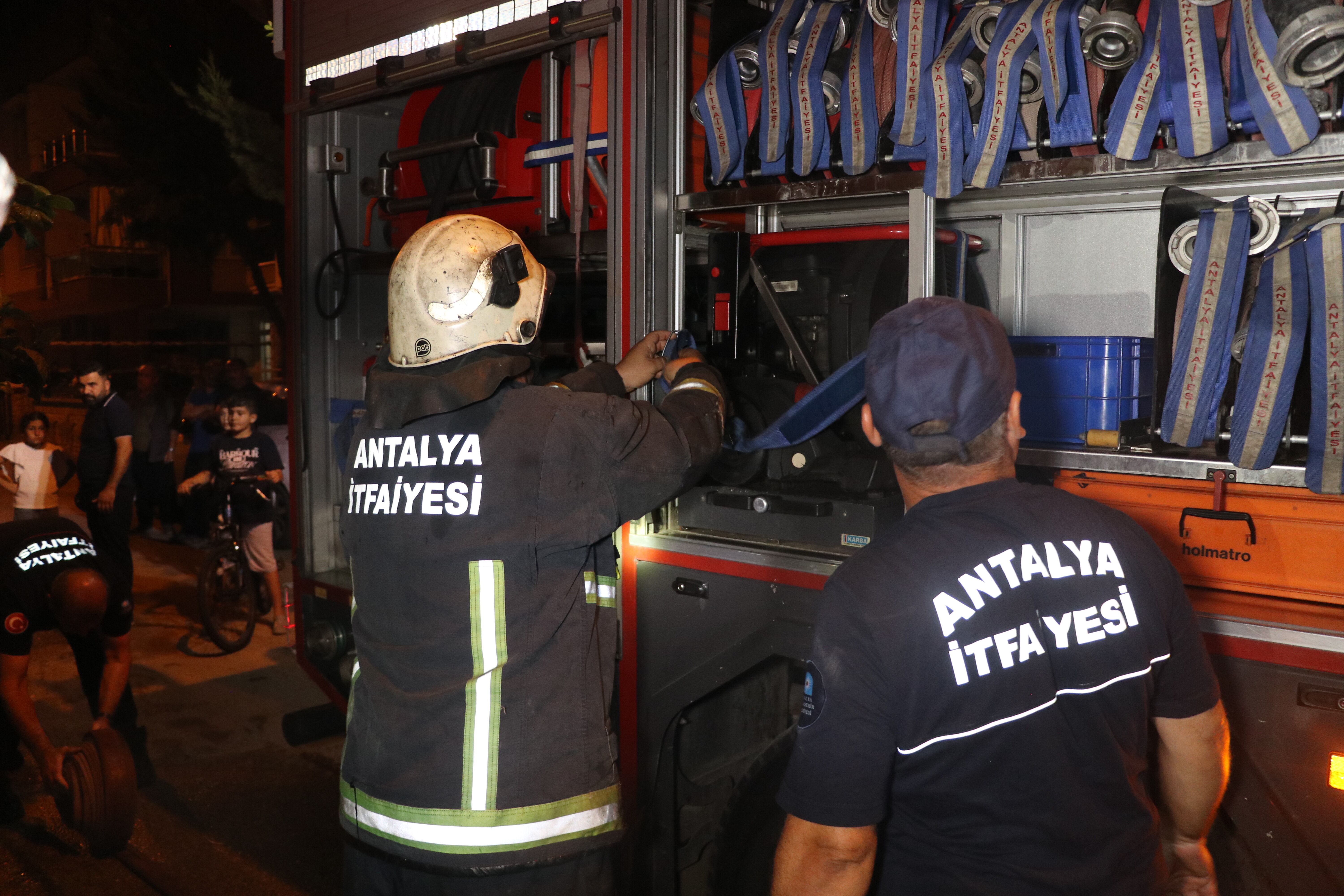 Antalya Kayip Genc Apartman Yangini Teomanpasa5