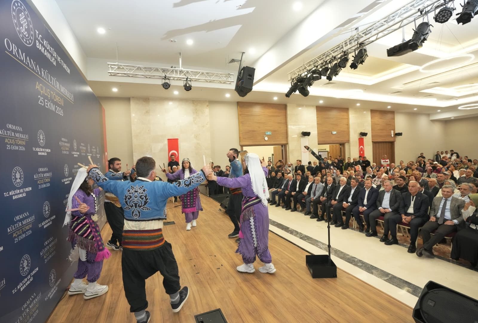 Bakan Ersoy Memleketi Ibradi Acilis3