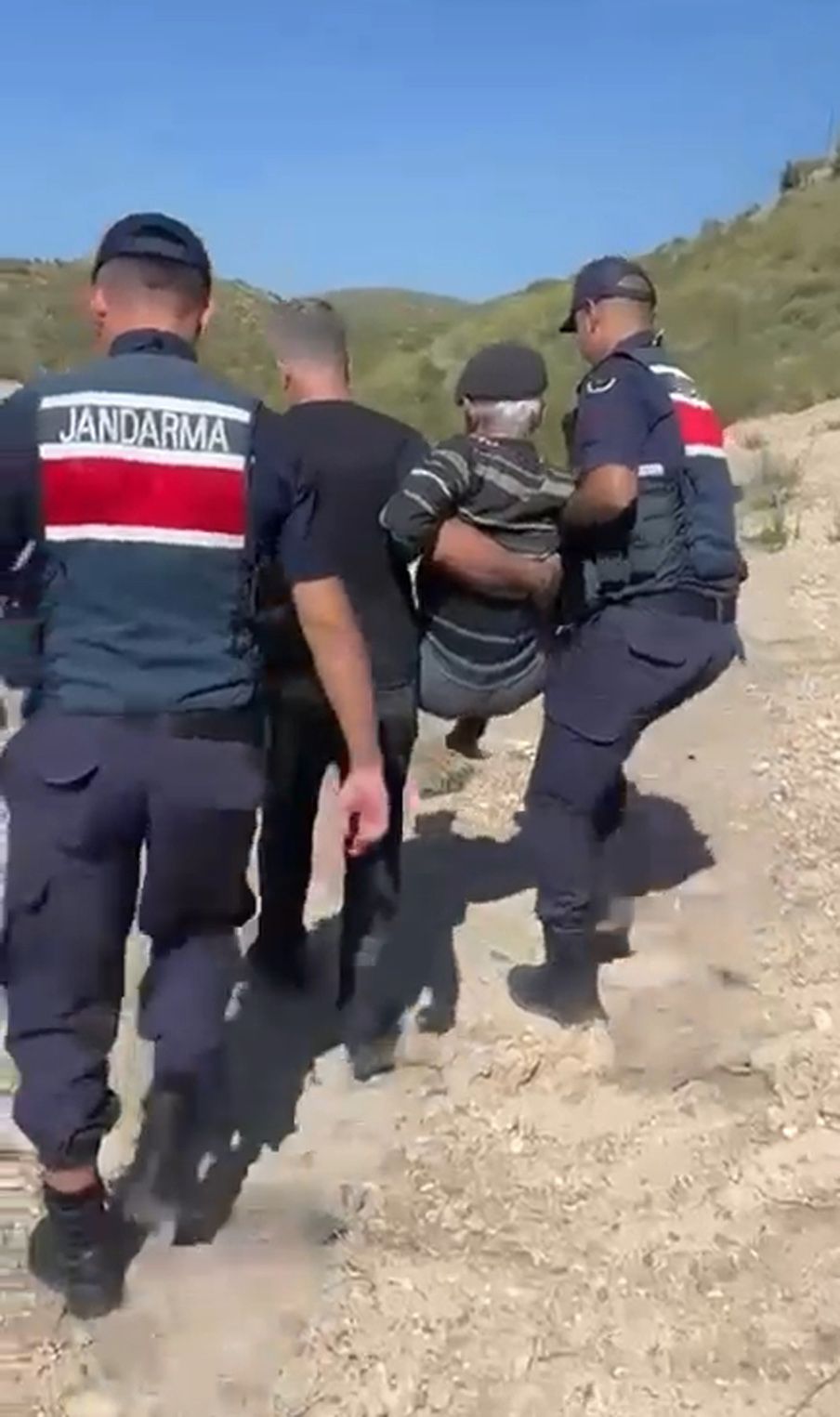 Kayip Alzheimer Hastasi Ormanda Bulundu Antalya4