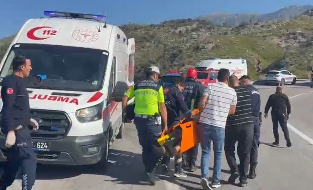Konya Antalya Yolu Tir Sarampole Devrildi2