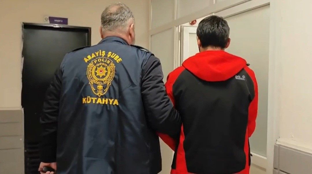 Kutahya Antalya Yasadisi Bahis 76 Gozalti1