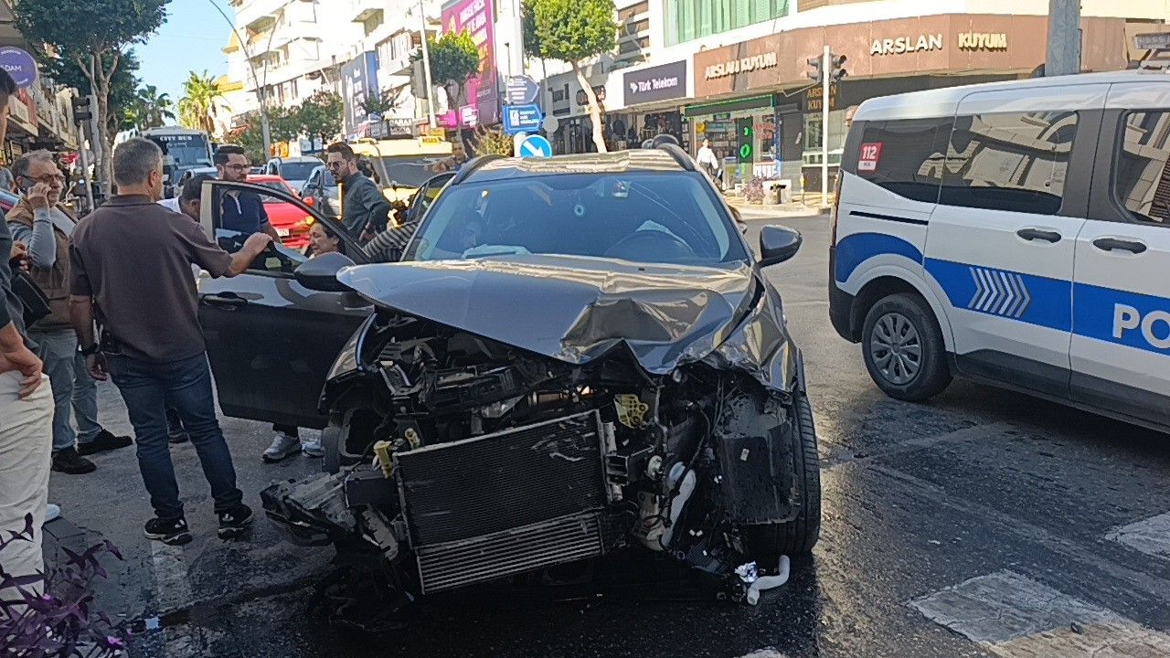 Manavgat Kaza Kırmızı Isik Ihlali