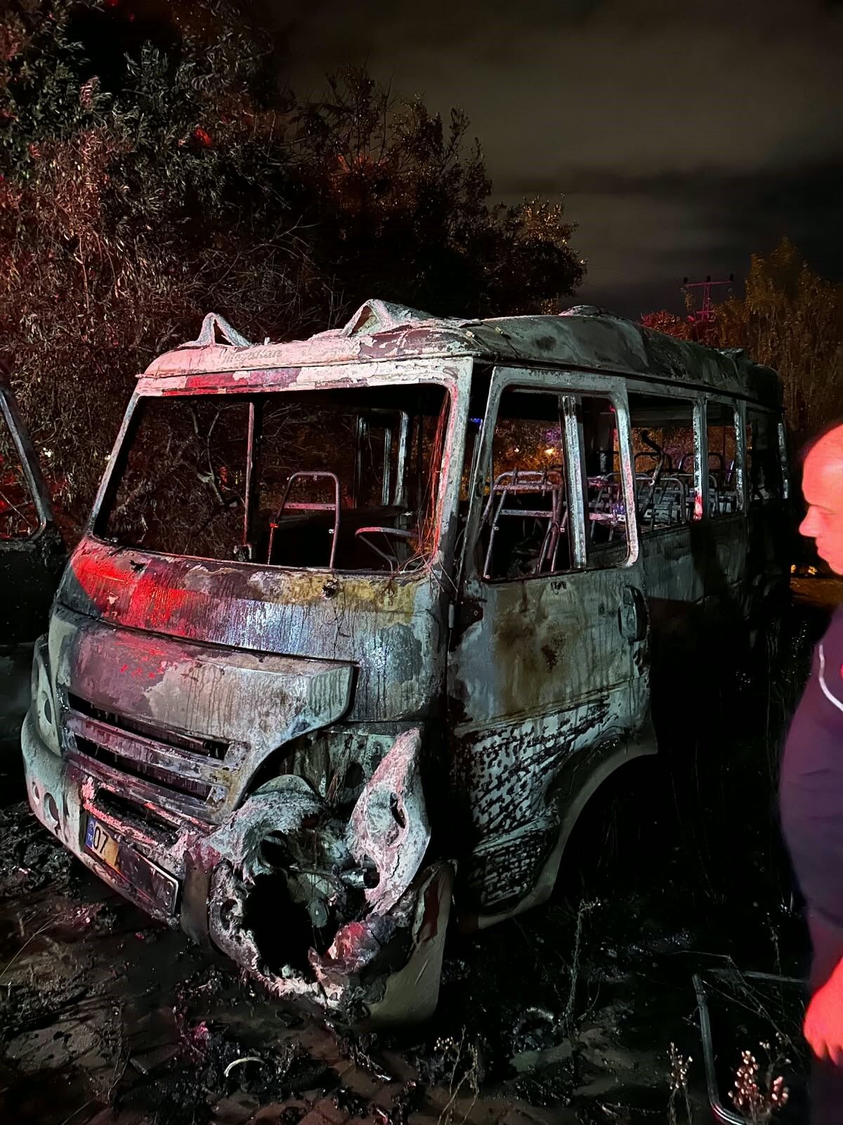 Manavgat Minibus Yangini Antalya Gundogdu Mahallesi4