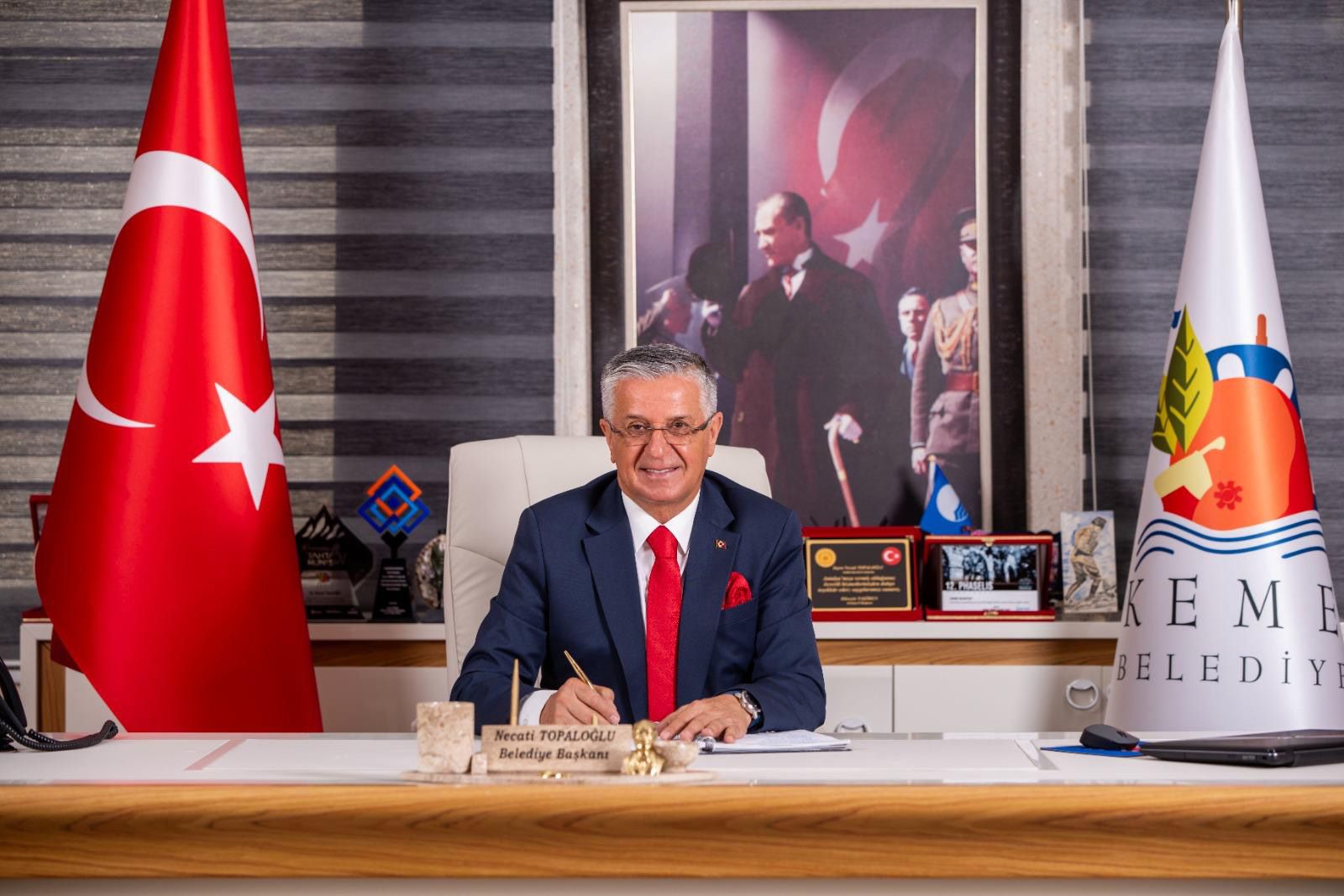 Necati Topaloglu Kemer Belediyesi Chp Istifa