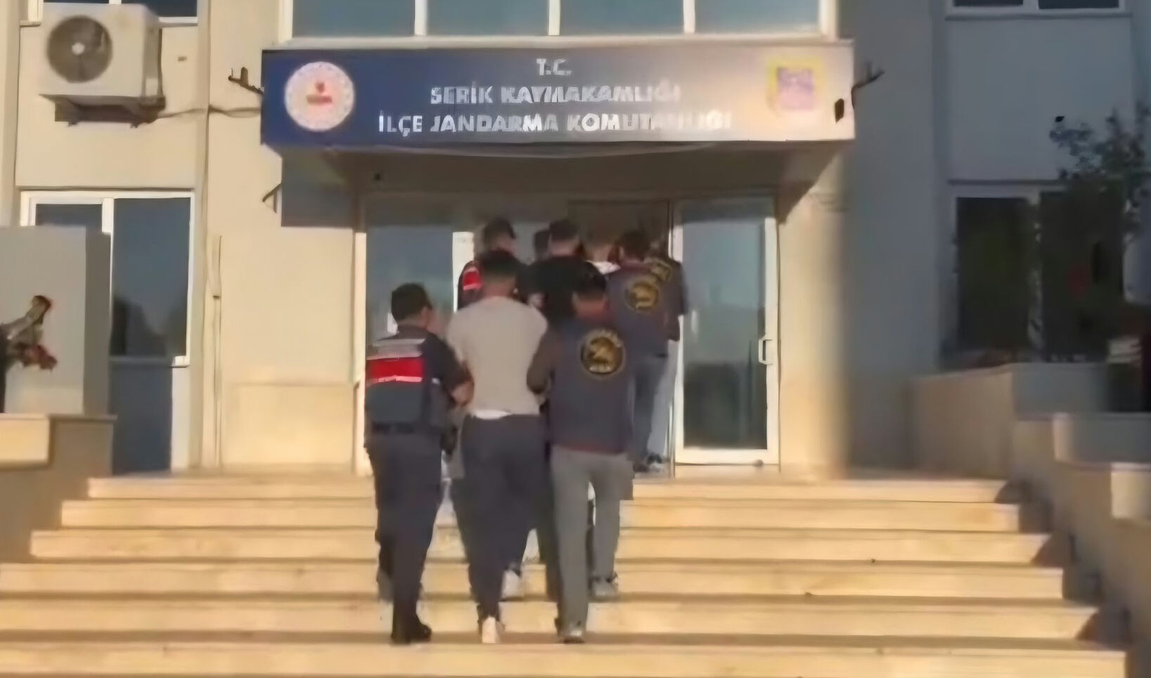 Serik Kas Orman Yangini 6 Gozaltı1