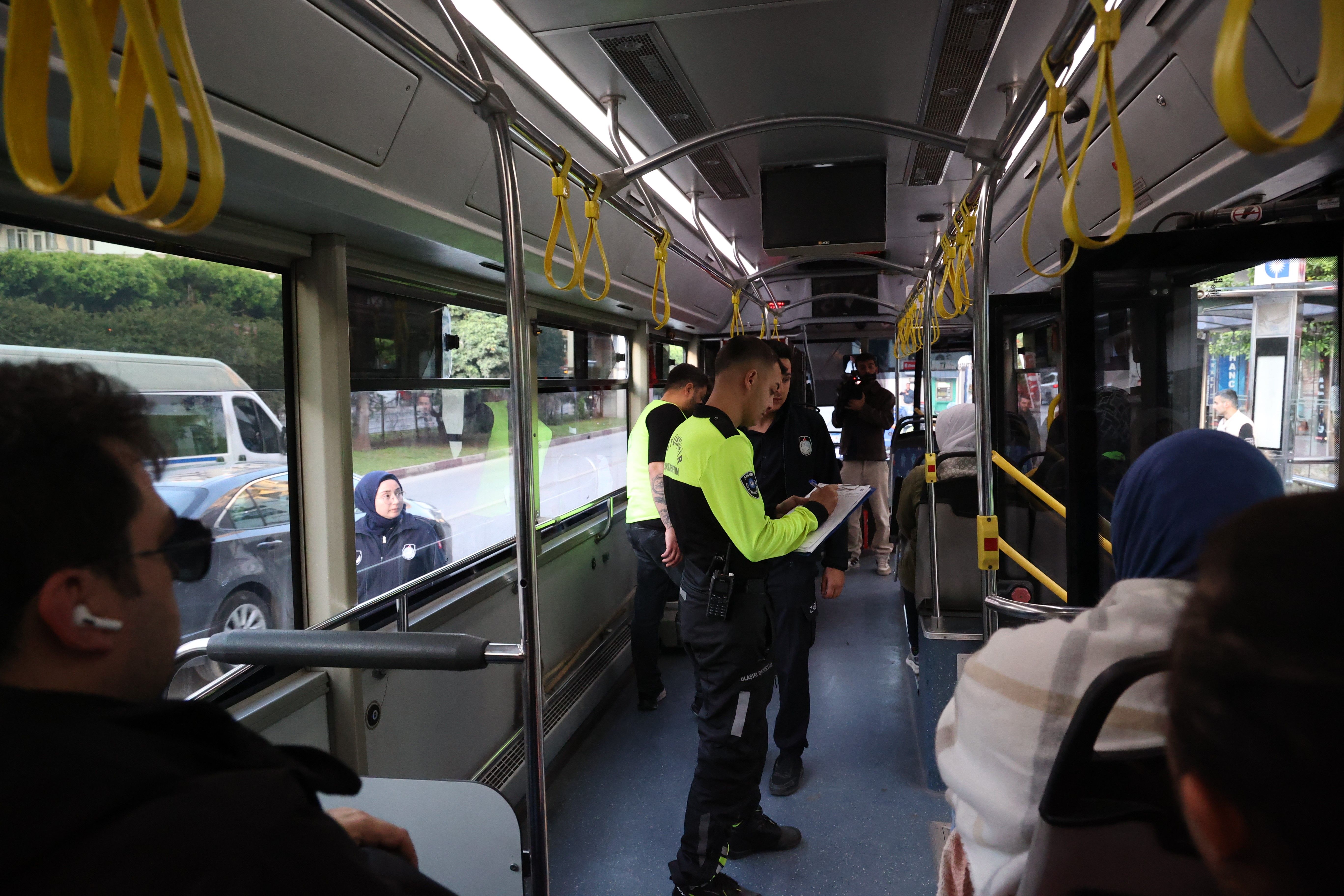 Yagmur Suyu Sizan Ozel Halk Otobusu Bakim Cezai Islem2
