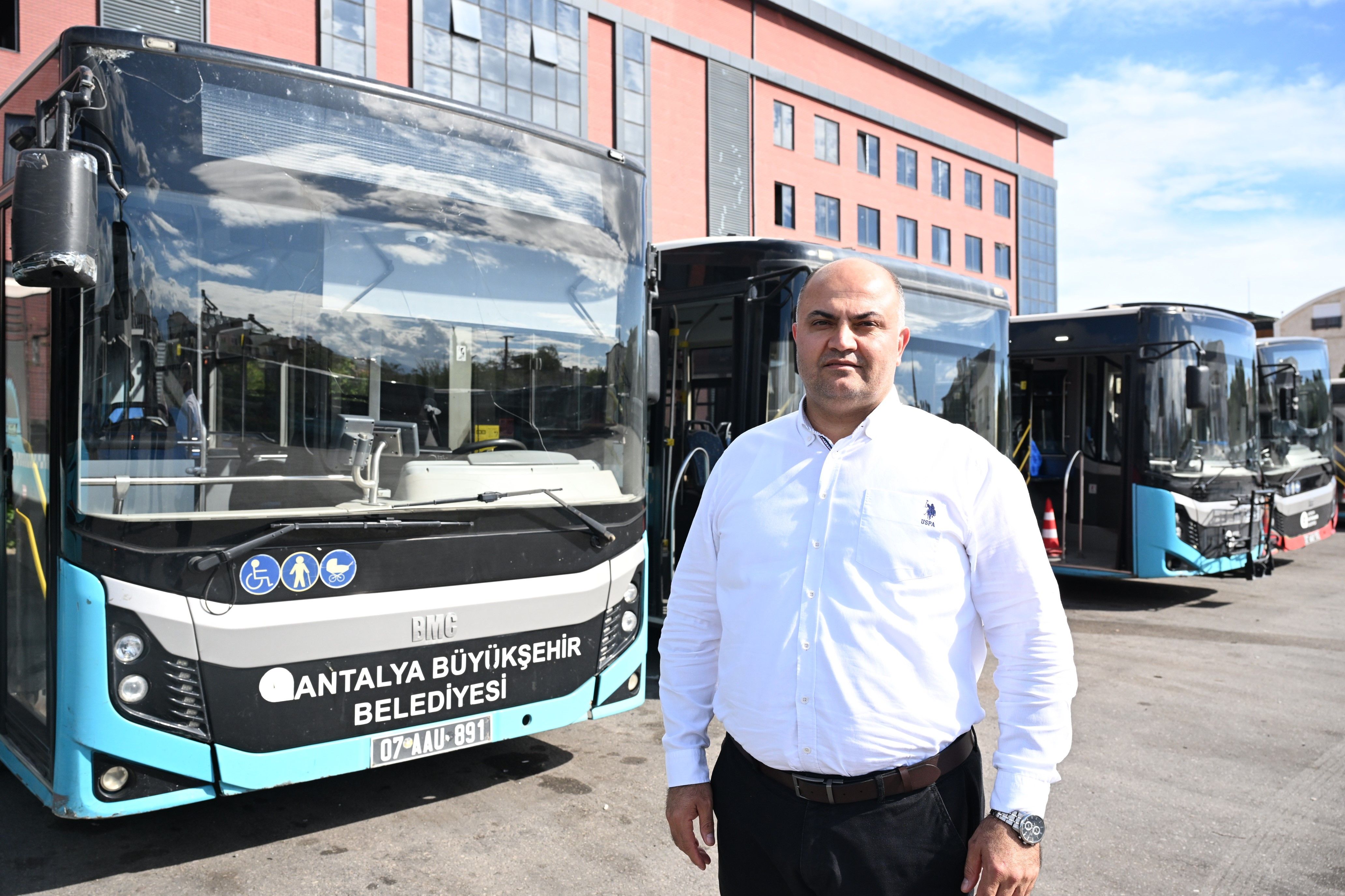 Yagmur Suyu Sizan Ozel Halk Otobusu Bakim Cezai Islem4