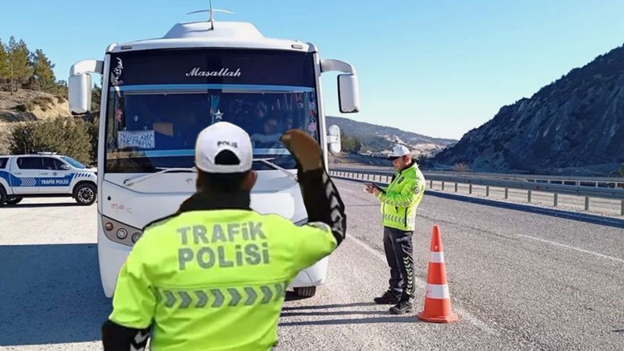 Antalya'da trafik denetimleri hız kesmeden devam ediyor - Antalya Haber,  Son Dakika Antalya, Gezi Rehberi ve Şehir Yaşamı | Antalya Hakkında