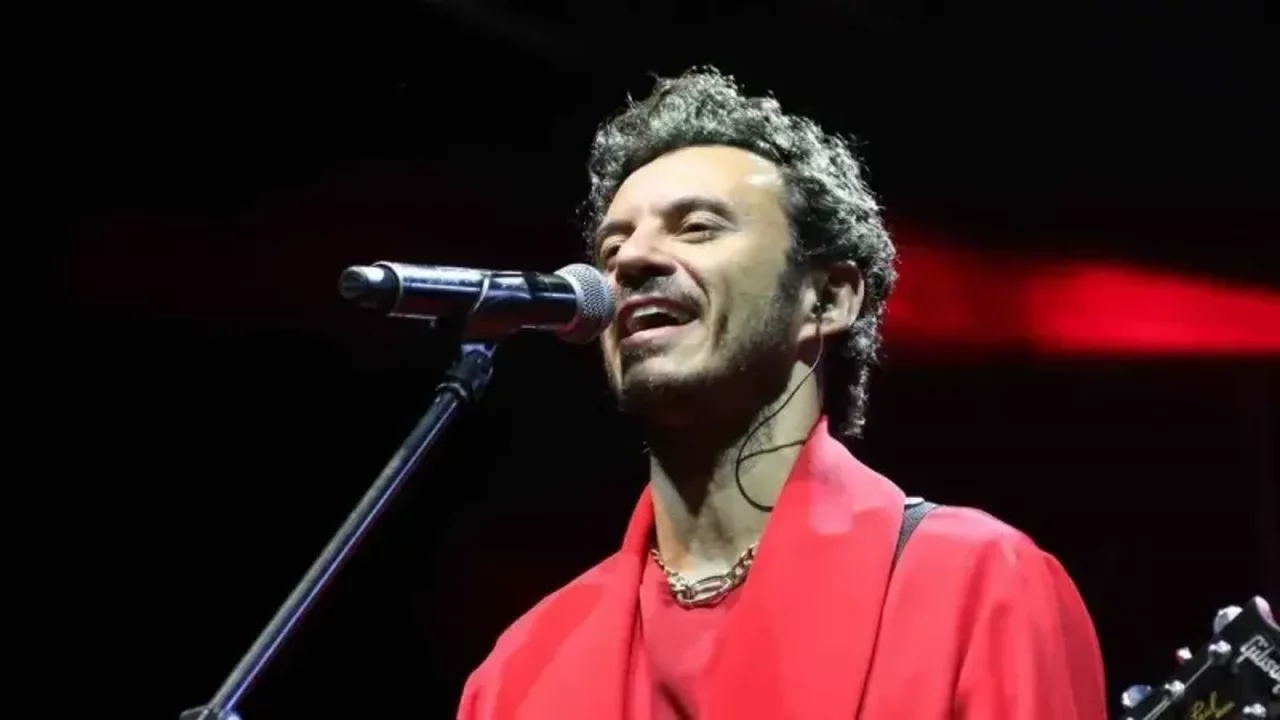 Şarkıcı Buray'ın bu itirafı herkesi şoka soktu! '6 sene evli kaldım' diyerek bombayı patlattı