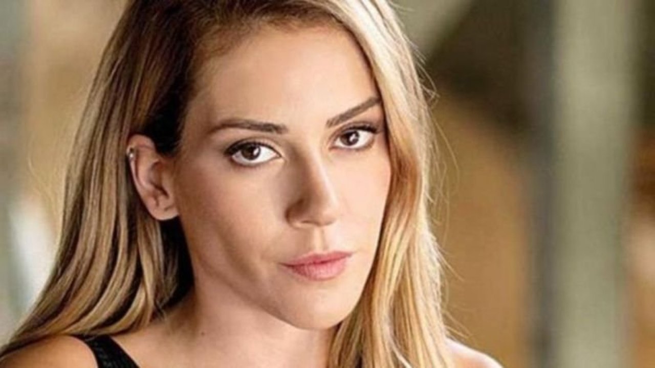 Sinem Kobal Kimdir: Nereli, Kaç Yaşında, Kiminle Evli, Kaç Çocuğu Var?