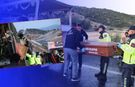Denizli'deki Antalya otobüsü faciasında ölenlerin kimlikleri belirlendi