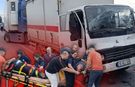 Antalya'da kırmızı ışıkta kaza: Kamyon tıra çarptı!