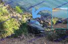 Antalya'da şarampole uçan araç denize sıfır durdu!