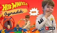YouTuber Kardeşler Duru ve Doruk, AVM’de Hot Wheels Oynadı!
