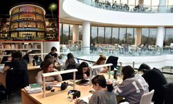 Antalya'da Akdeniz’in en büyük kütüphanesine öğrencilerden rekor ilgi