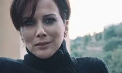 Janset Kimdir: Nereli, Hangi Sanat Dalıyla Uğraşıyor, Kimlerle Çalıştı, Başarıları Neler?