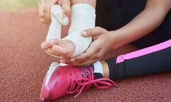 Ayak bileği burkulmalarına dikkat! Erken müdahale ve doğru tedavi çok önemli... 