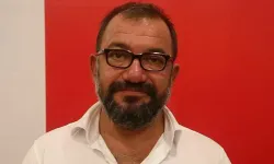 Hafızalara Ekmek Teknesi'nin Kirlisi Olarak Kazınan Ünlü Radyocu Kimdir: Kadir Çöpdemir Kimdir?