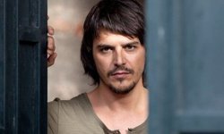 Oyuncu Mehmet Günsür Kimdir: Nereli, Kaç Yaşında, Kiminle Evli, Kaç Çocuğu Var?