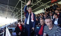 Kepezspor, Batman Petrolspor'u 2-0 yenerek kritik galibiyet aldı