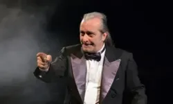 Tiyatrocu Şahap Sayılgan Kimdir: Aslen Nereli, Kaç Yaşında, Evli mi?