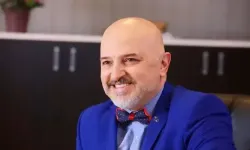 Radyo ve Televizyon Dünyasının Renkli İsmi: Yavuz Seçkin’in Kariyer Yolculuğu
