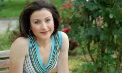 Yonca Şahinbaş Kimdir: Aslen Nereli, Kaç Yaşında, Hangi Dizilerde Rol Aldı, Evli mi?