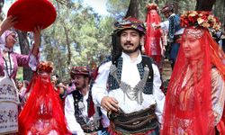 Antalya'da Yörük Türkmen Festivali’nde gerçek kına töreni sürprizi