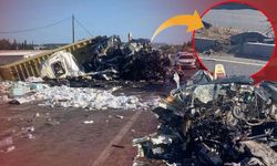 Antalya'da lastiği patlayan tır dehşet saçtı! Şoför olay yerinde hayatını kaybetti... 