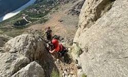 Via Ferrata’ya İlk Adımda Güvende Kalın: Emniyet, Malzeme ve Teknik Bilgilerle Donanımlı Başlangıç