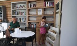 Barbaros Çay Bahçesi’ne kütüphane ve okuma alanı kazandırıldı