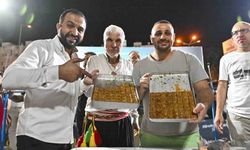 Baklava yarışması için kıyasıya yarıştılar!