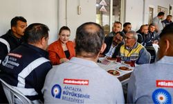 Başkan Vekili Özdemir, Yenidoğan Şantiyesi Ofis ve Depolama Sahasını ziyaret etti