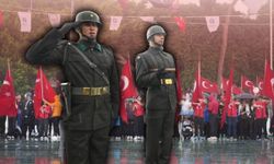 Antalya'da yağmura rağmen Cumhuriyet coşkusu!