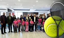 Muratpaşa’nın Tenis Performans Takımı turnuva hazırlığında