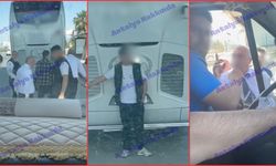 Antalya'da yol ve sinyal verme tartışmasında gergin dakikalar! O anlar kamerada