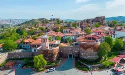 Antalya'yı İlk Kim Fethetmiştir?