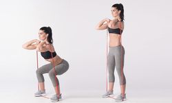 Evde Direnç Bantlarıyla Yapabileceğiniz Etkili Egzersizler: Kas Gücünüzü Artırın ve Formda Kalın