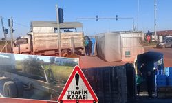 Antalya'da kamyon kasası yerinden çıktı: Tonlarca muz nakledildi