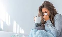 Mevsim Geçişlerinde Hastalıklardan Korunma Yöntemleri: Bağışıklığınızı Güçlendirin